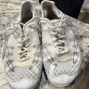 Nfinity Vengeance cheer shoes